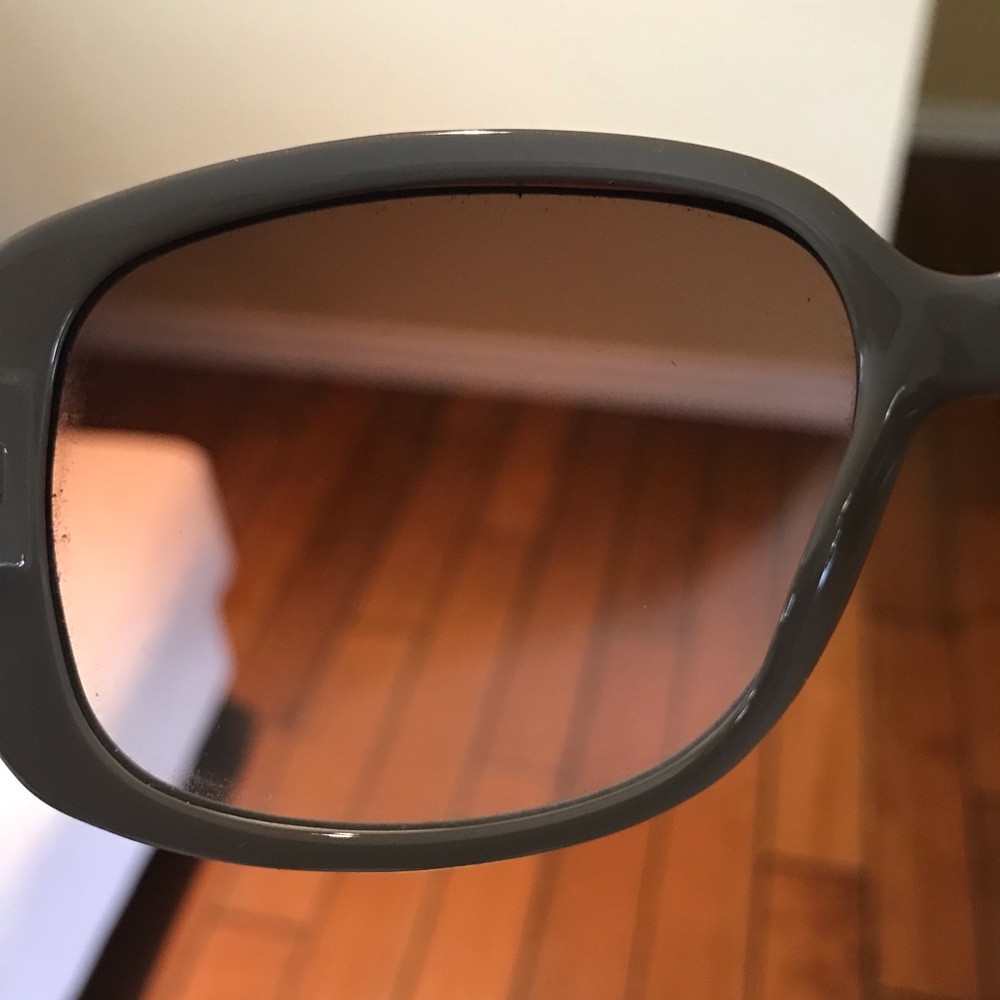 GUCCI crystal logo sunglasses - Picture 9 of 13